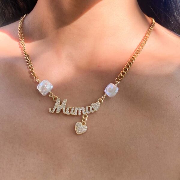 Collar mamá brillas